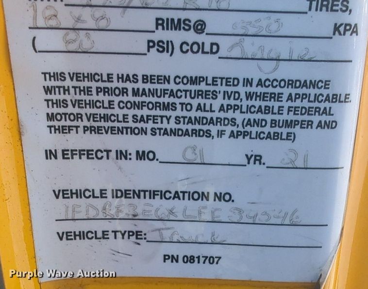 image for item NW9697 2020 Ford F350 Super Duty utility bed pickup truck