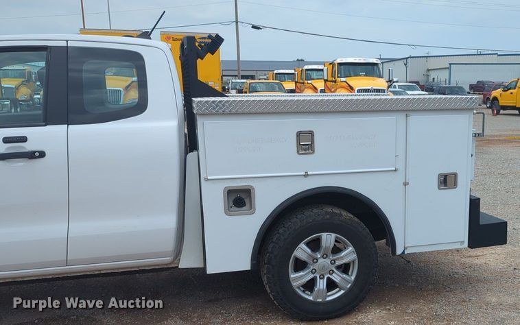 image for item NW9698 2021 Ford  Ranger  SuperCab utility bed pickup truck