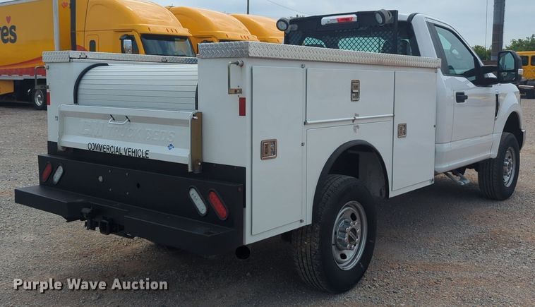 image for item NW9700 2019 Ford  F250 Super Duty XL utility bed pickup truck