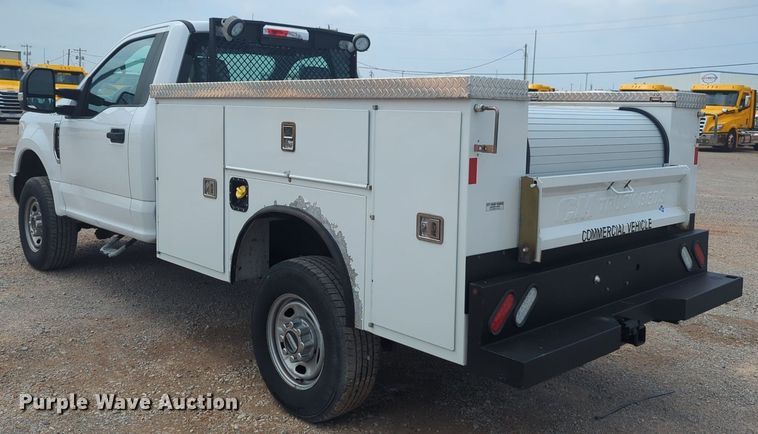 image for item NW9700 2019 Ford  F250 Super Duty XL utility bed pickup truck