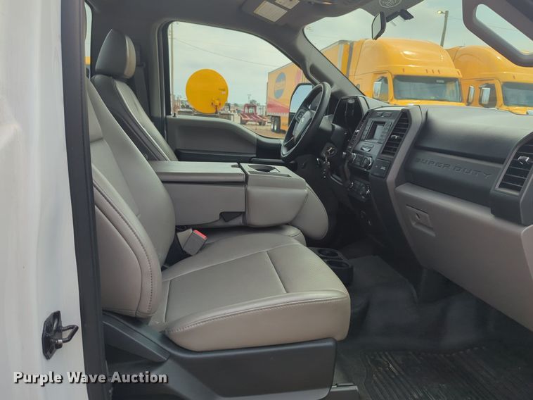 image for item NW9700 2019 Ford  F250 Super Duty XL utility bed pickup truck