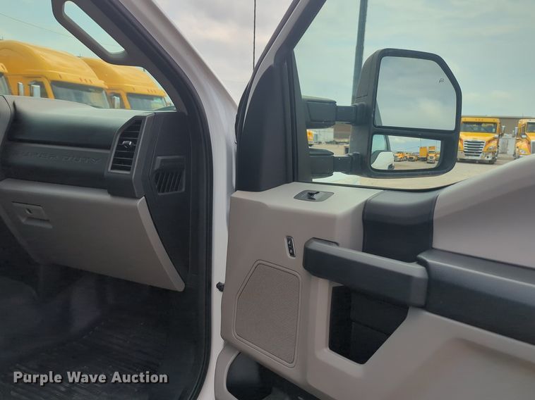 image for item NW9700 2019 Ford  F250 Super Duty XL utility bed pickup truck