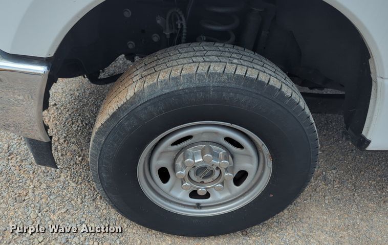 image for item NW9700 2019 Ford  F250 Super Duty XL utility bed pickup truck