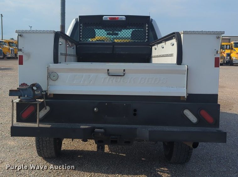 image for item NW9704 2019 Ford  F250 Super Duty XL utility bed pickup truck