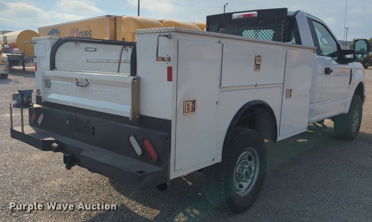 image for item NW9704 2019 Ford  F250 Super Duty XL utility bed pickup truck