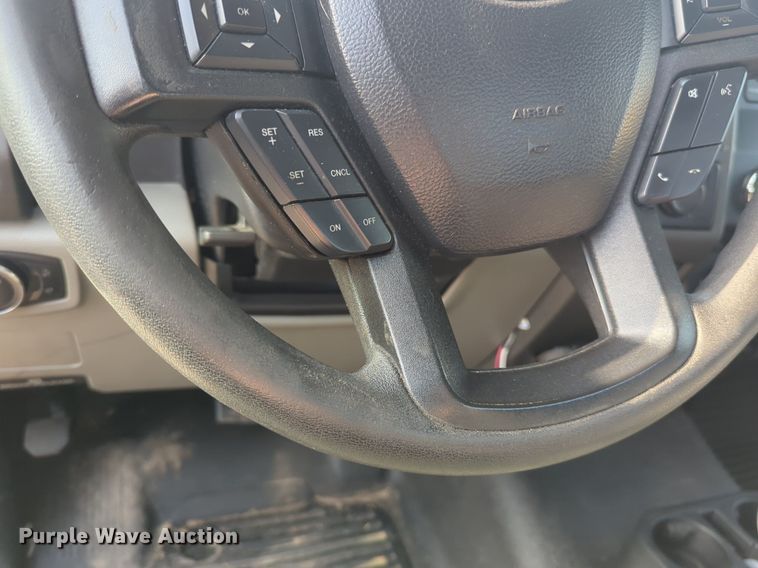 image for item NW9704 2019 Ford  F250 Super Duty XL utility bed pickup truck