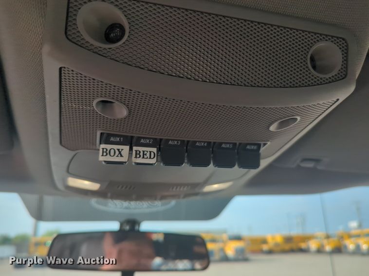 image for item NW9704 2019 Ford  F250 Super Duty XL utility bed pickup truck