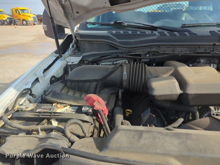 image for item NW9704 2019 Ford  F250 Super Duty XL utility bed pickup truck