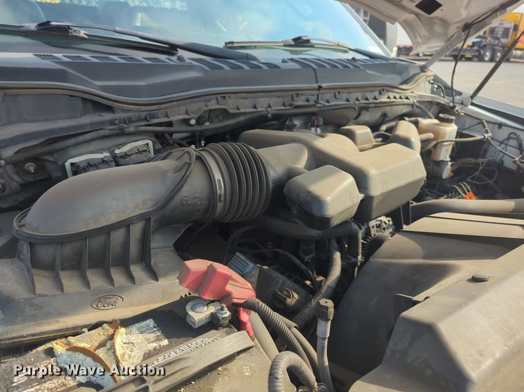 image for item NW9704 2019 Ford  F250 Super Duty XL utility bed pickup truck