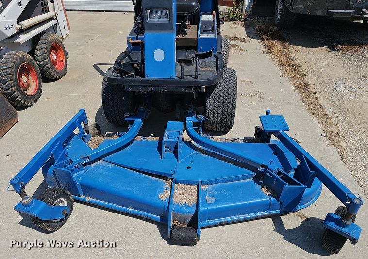 image for item NX9016 Ford CM272 lawn mower