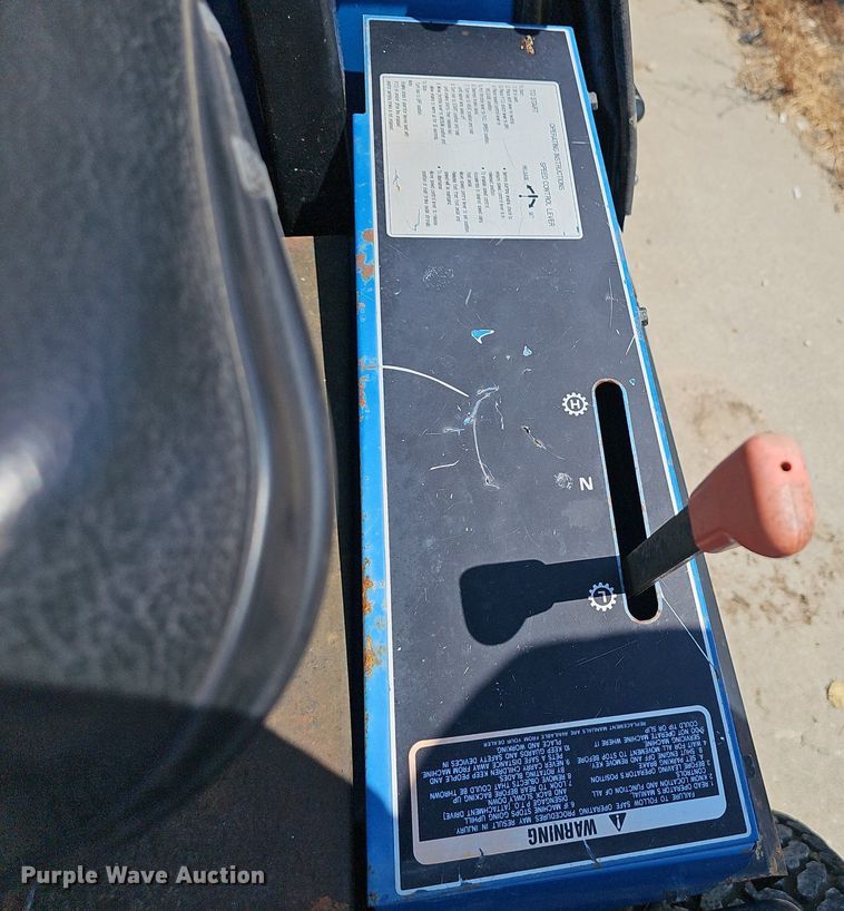 image for item NX9016 Ford CM272 lawn mower