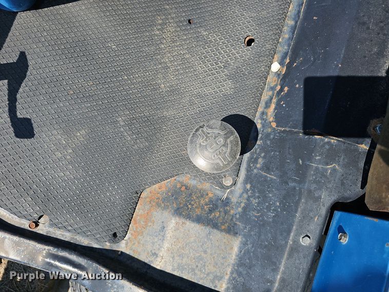 image for item NX9016 Ford CM272 lawn mower