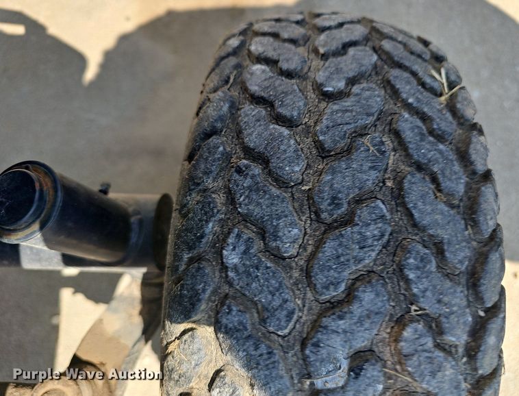 image for item NX9016 Ford CM272 lawn mower