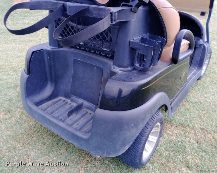 image for item NY9415 2017 Club Car Precedent golf cart