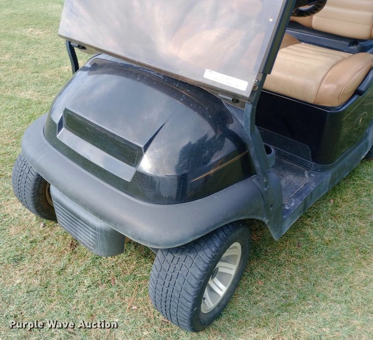 image for item NY9417 2017 Club Car Precedent golf cart