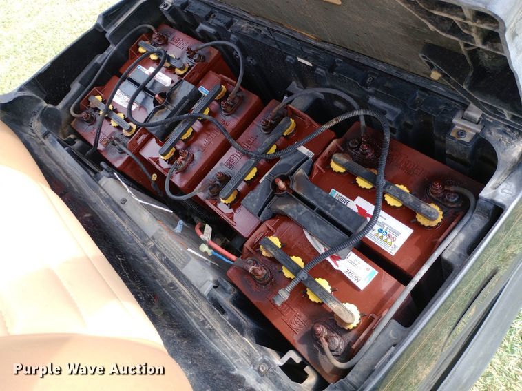 image for item NY9417 2017 Club Car Precedent golf cart