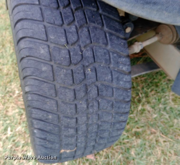 image for item NY9417 2017 Club Car Precedent golf cart