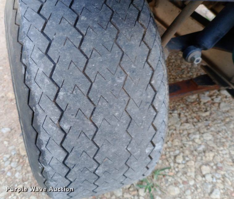 image for item NY9420 2013 Club Car Turf 2 Plus golf cart