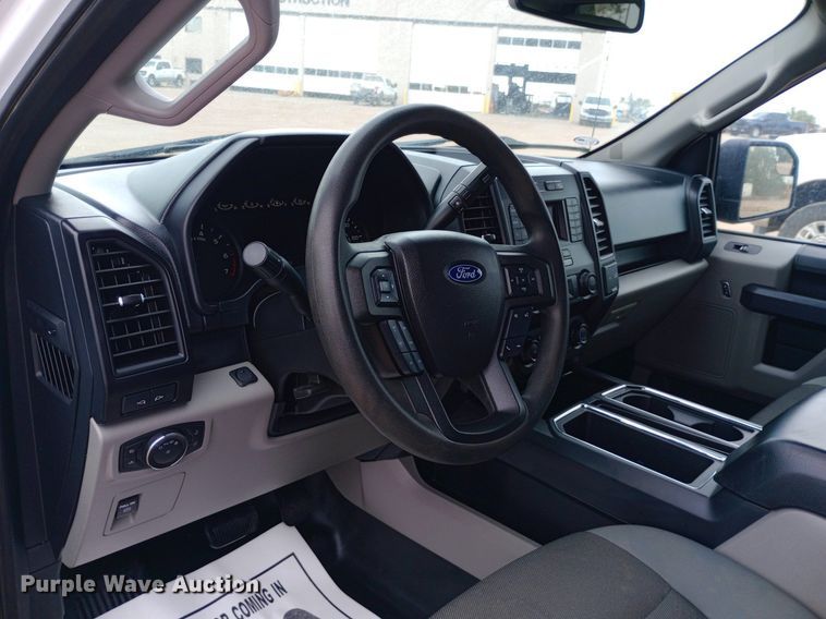 image for item NY9424 2020 Ford F150 XL SuperCrew pickup truck