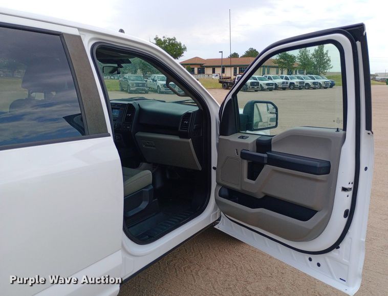 image for item NY9424 2020 Ford F150 XL SuperCrew pickup truck