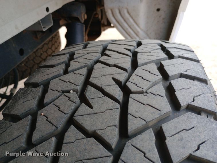 image for item NY9424 2020 Ford F150 XL SuperCrew pickup truck