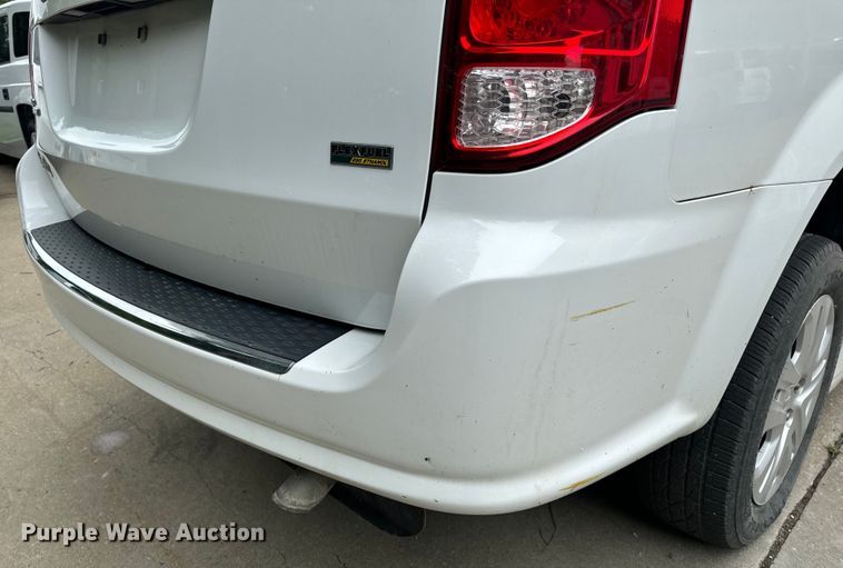 image for item OF9737 2015 Dodge Grand Caravan handicap accessible van