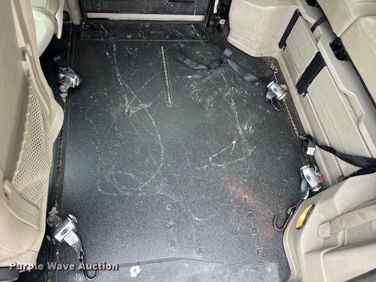 image for item OF9737 2015 Dodge Grand Caravan handicap accessible van