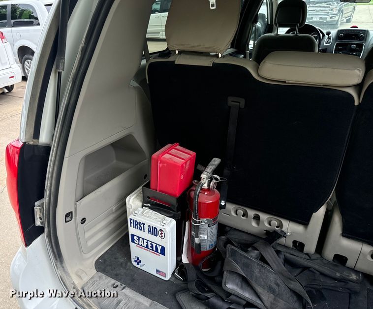 image for item OF9737 2015 Dodge Grand Caravan handicap accessible van