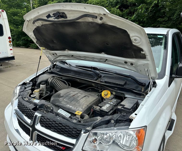 image for item OF9737 2015 Dodge Grand Caravan handicap accessible van