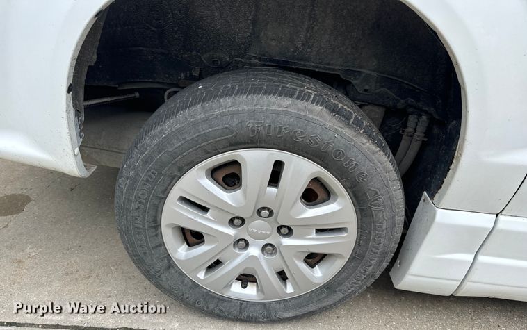 image for item OF9737 2015 Dodge Grand Caravan handicap accessible van