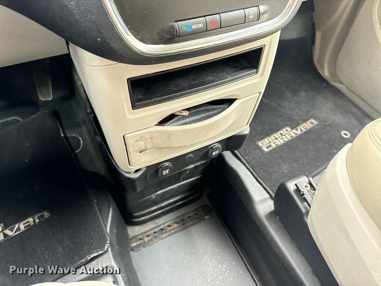 image for item OF9738 2015 Dodge Grand Caravan  handicap accessible van