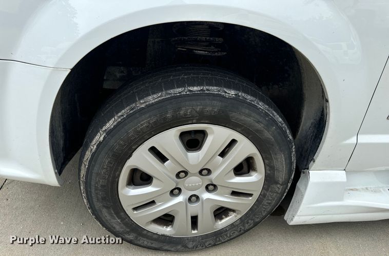 image for item OF9738 2015 Dodge Grand Caravan  handicap accessible van