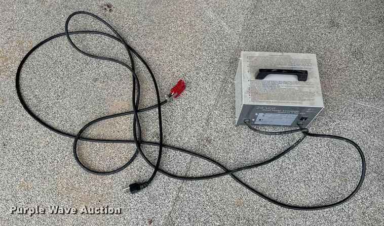 image for item OF9777 Tomcat MicroMag floor scrubber