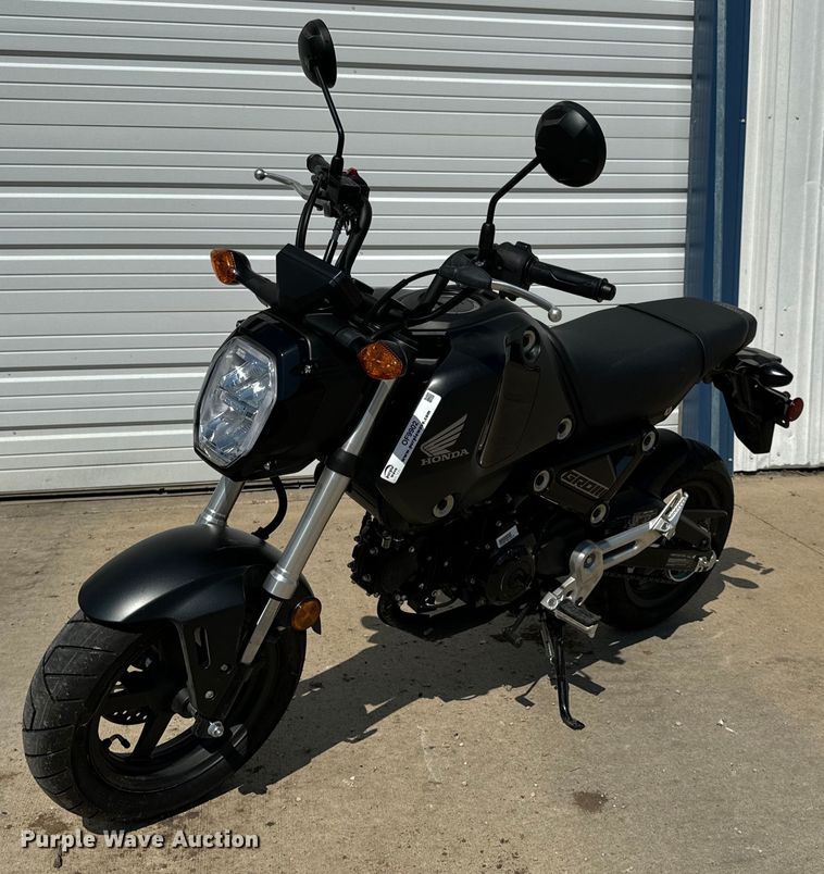 image for item OF9902 2022 Honda Grom motorcycle