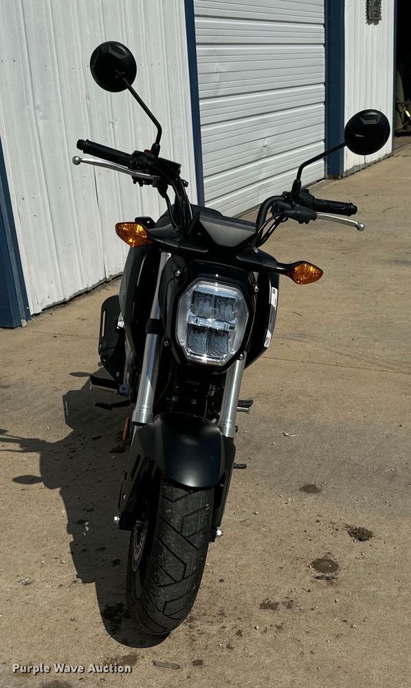 image for item OF9902 2022 Honda Grom motorcycle