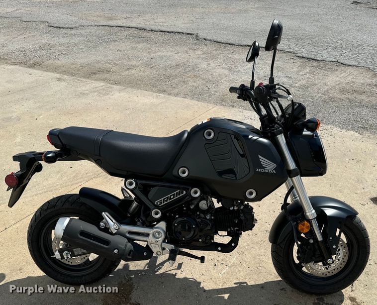 image for item OF9902 2022 Honda Grom motorcycle
