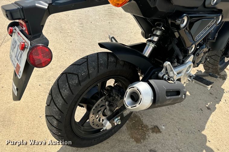 image for item OF9902 2022 Honda Grom motorcycle