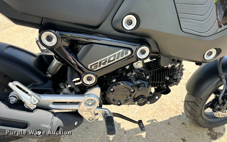 image for item OF9902 2022 Honda Grom motorcycle
