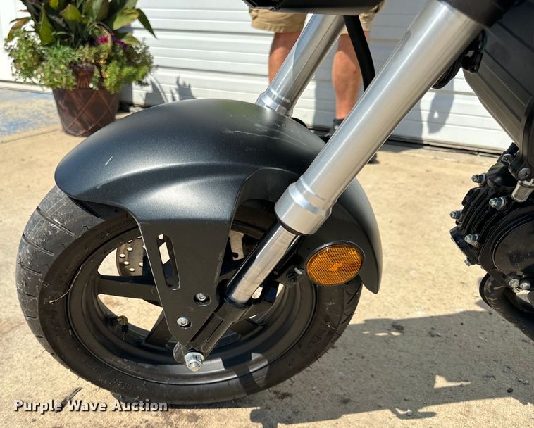 image for item OF9902 2022 Honda Grom motorcycle