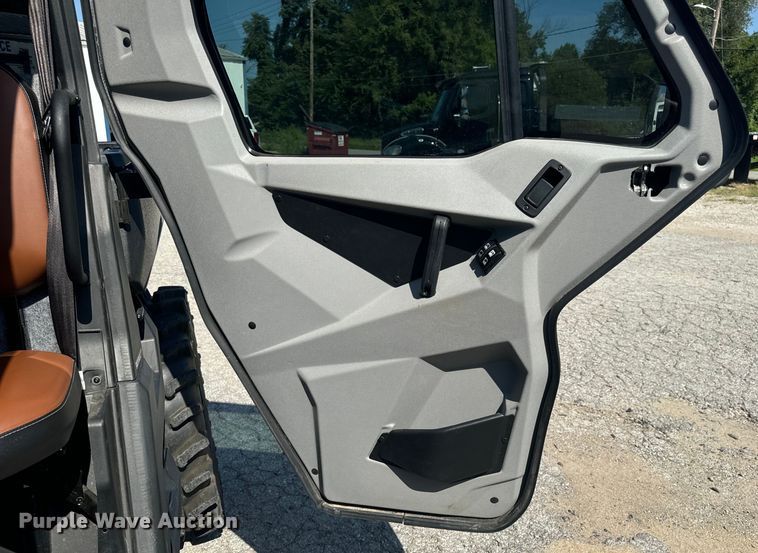 image for item OF9903 2019 Can-Am Defender utility vehicle