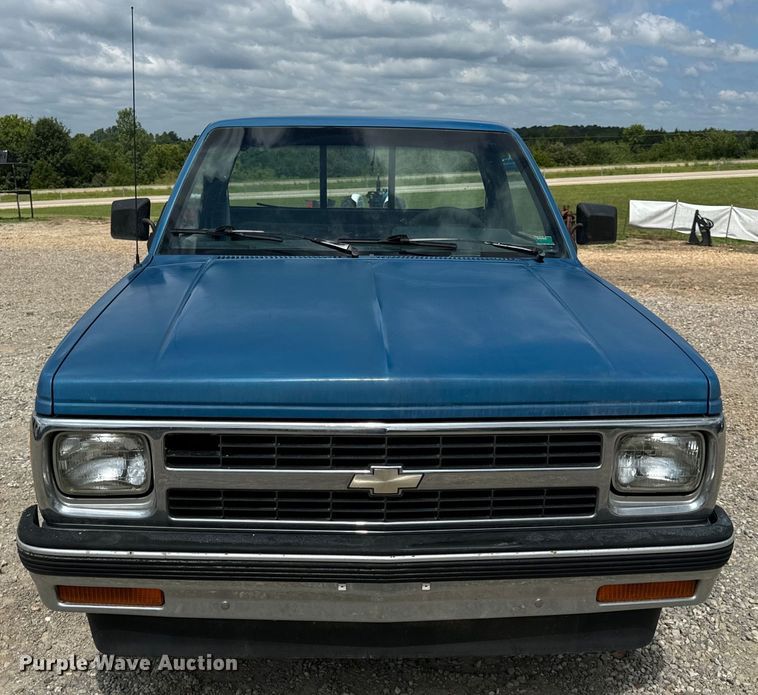 image for item OF9928 1991 Chevrolet  S10 pickup truck