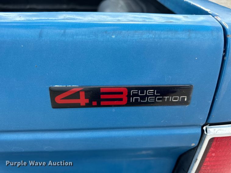 image for item OF9928 1991 Chevrolet  S10 pickup truck