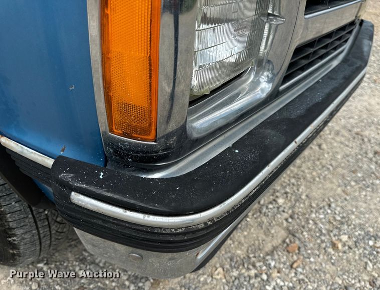 image for item OF9928 1991 Chevrolet  S10 pickup truck