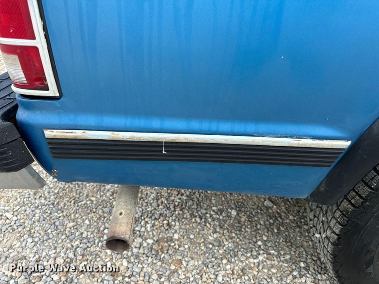 image for item OF9928 1991 Chevrolet  S10 pickup truck