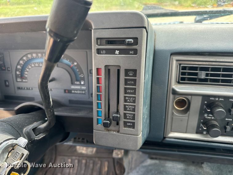 image for item OF9928 1991 Chevrolet  S10 pickup truck