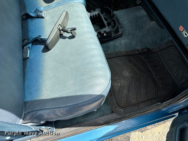 image for item OF9928 1991 Chevrolet  S10 pickup truck