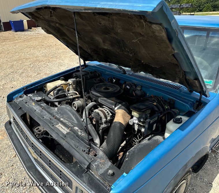 image for item OF9928 1991 Chevrolet  S10 pickup truck