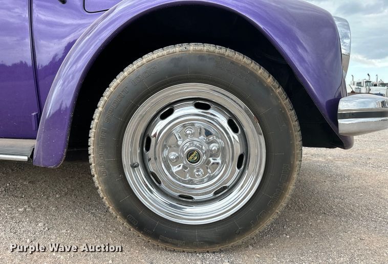 image for item OM9544 1969 Volkswagen Beetle convertible