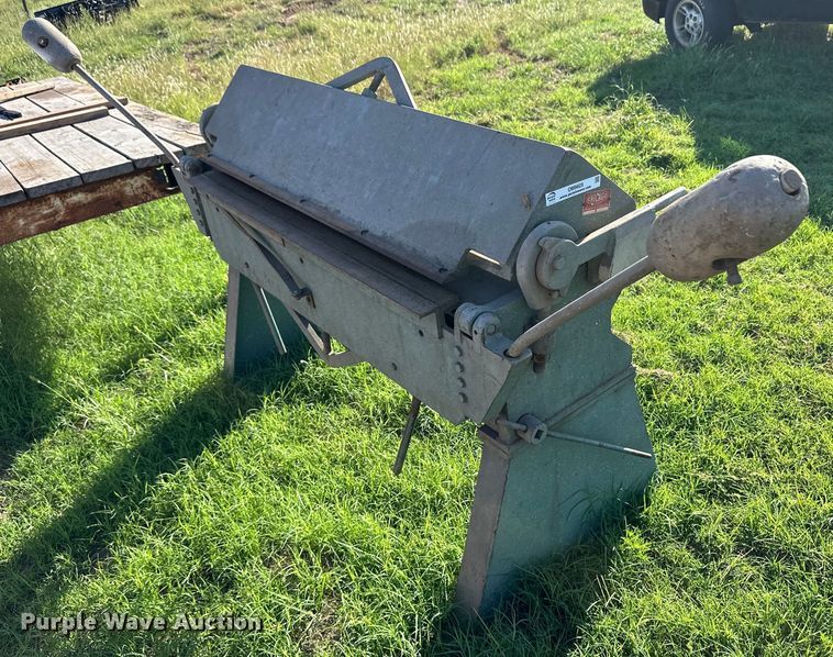 image for item OM9605 Chicago S-412 metal press brake