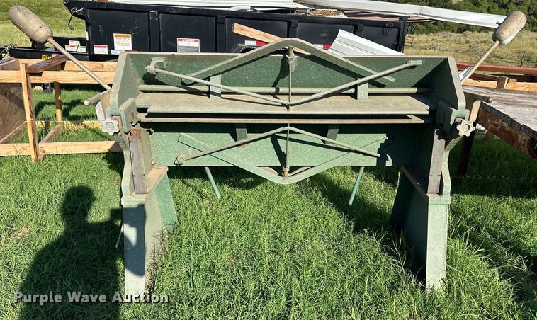 image for item OM9605 Chicago S-412 metal press brake